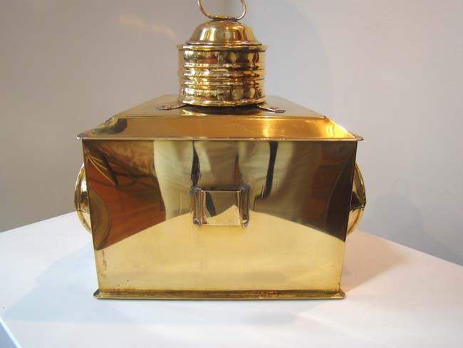 A Wonderful late 19th or early 20th century Combination Port and Starboard Running Light — image 3